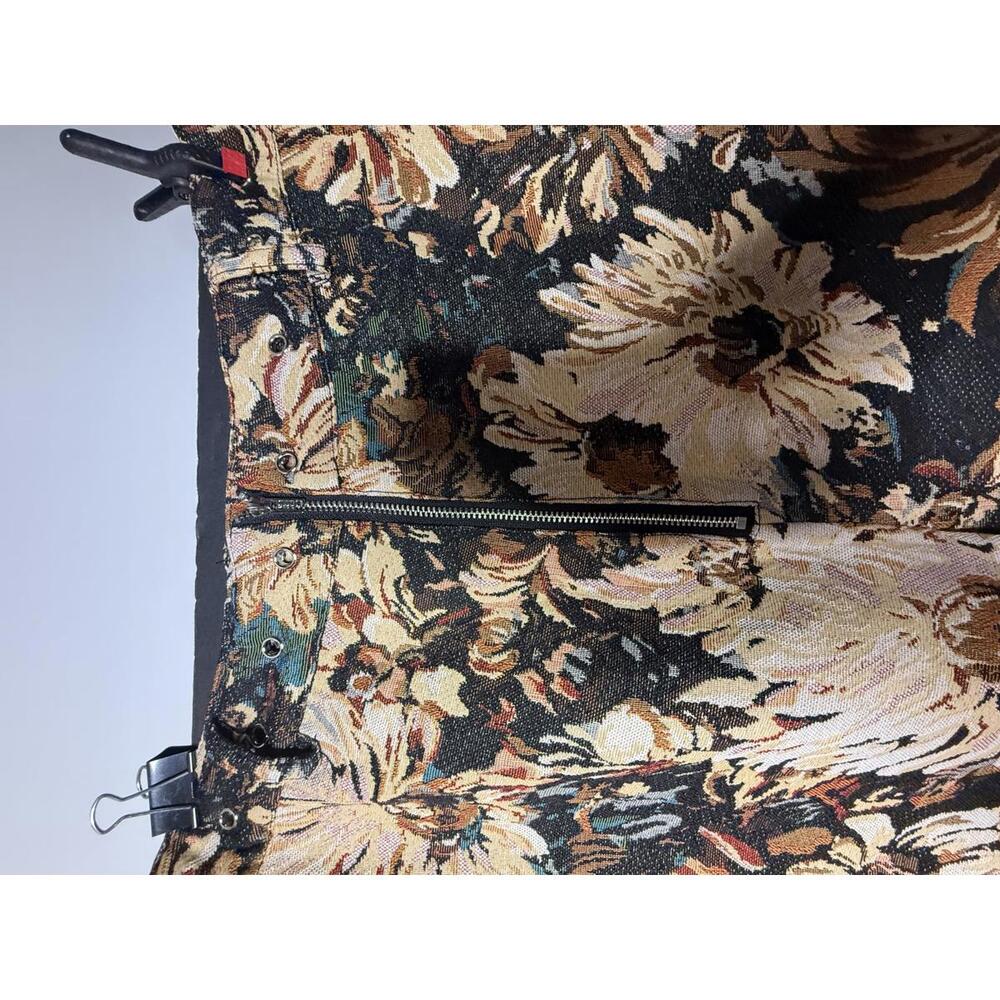 AKIRA - FANTASY CAPTURED BROCADE CARGO PANT - L - Picture 7 of 12